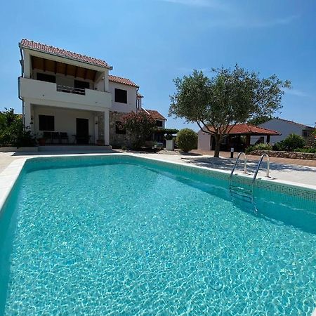Apartmani Svemir دراغ المظهر الخارجي الصورة