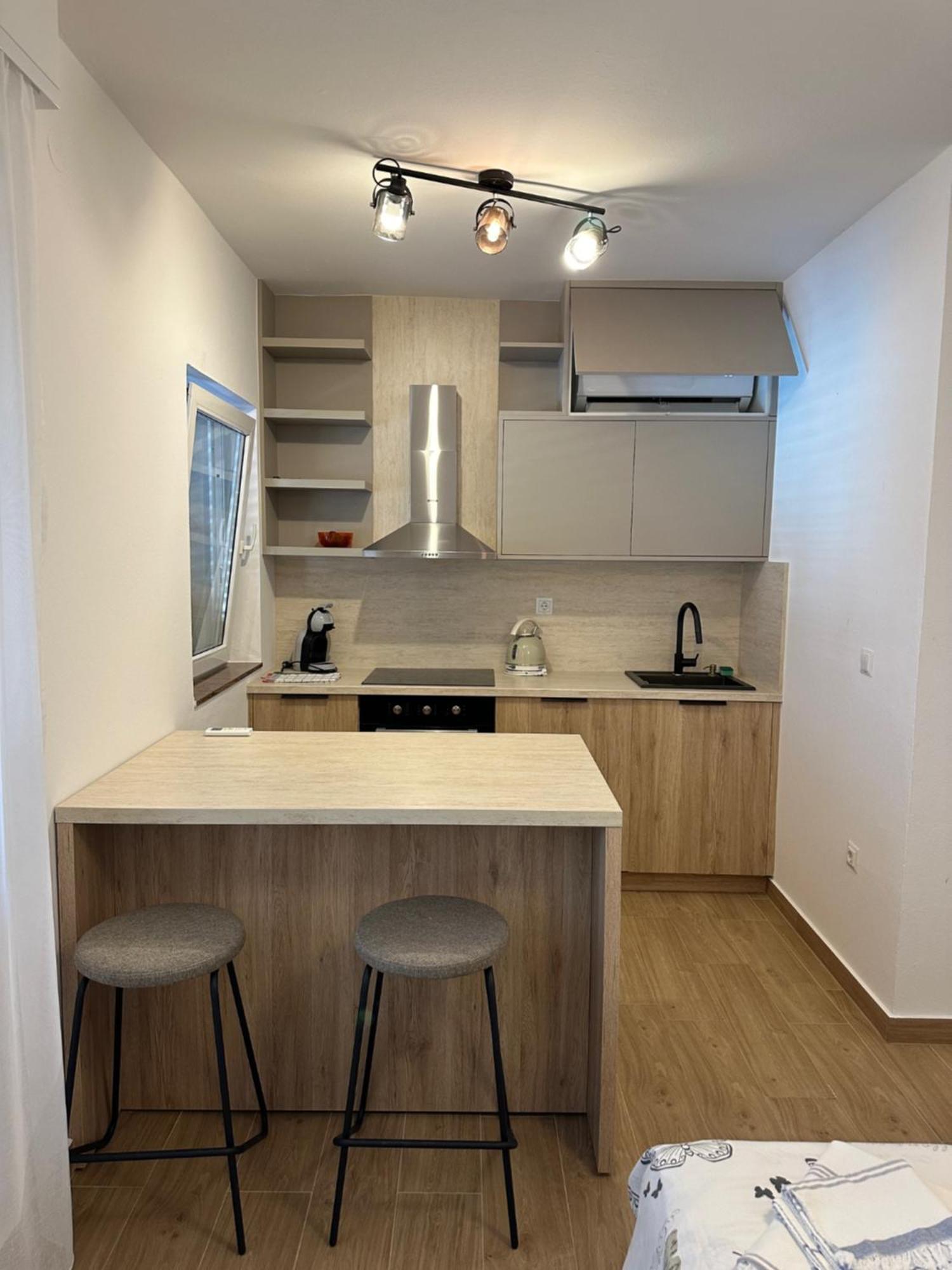Apartmani Svemir دراغ المظهر الخارجي الصورة